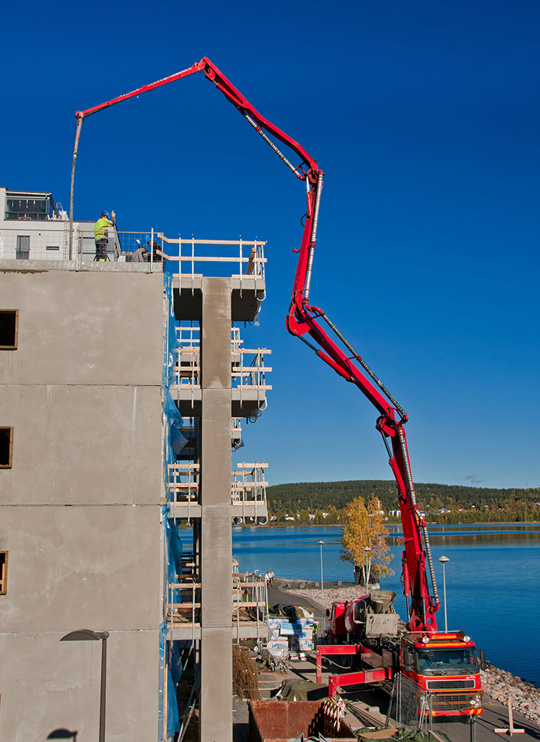 tips for choosing concrete pumping service